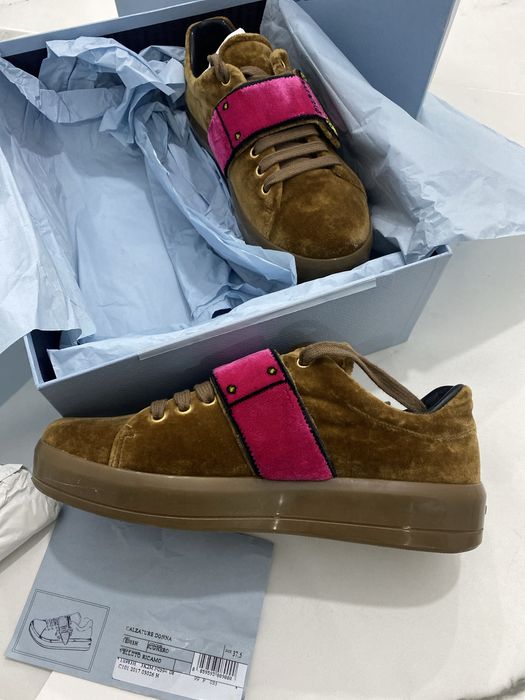 Оригинални обувки Prada