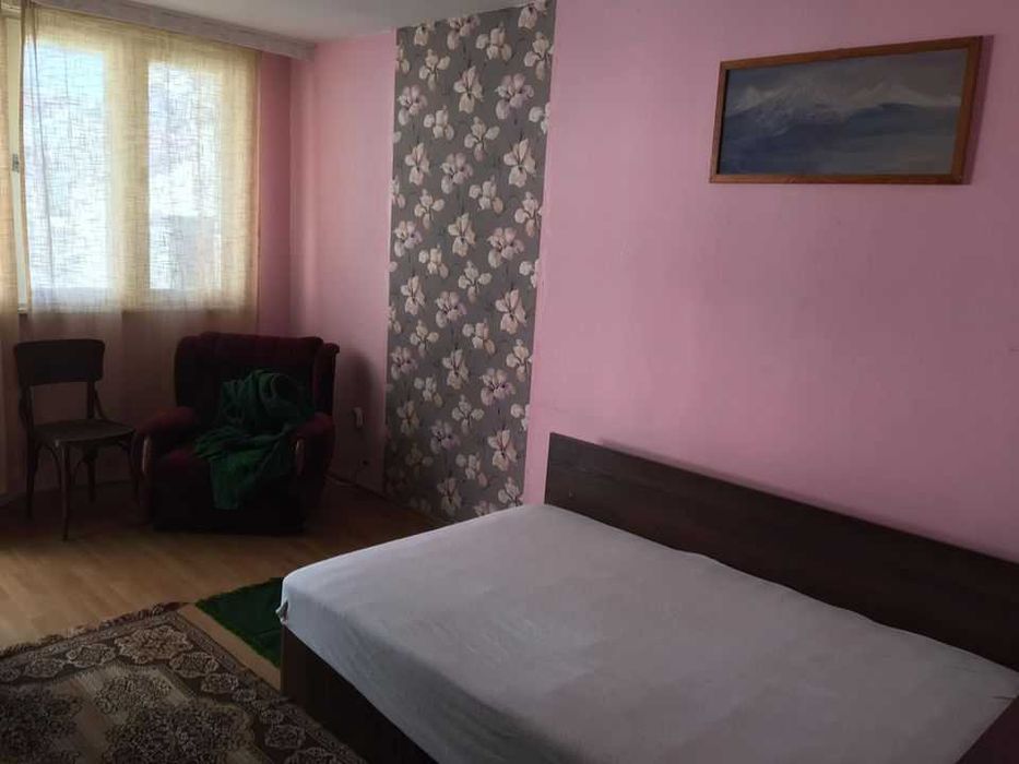 Дава се под наем Тристаен апартамент в Бургас, Възраждане - 107 кв.м за 350 € - Снимка #3