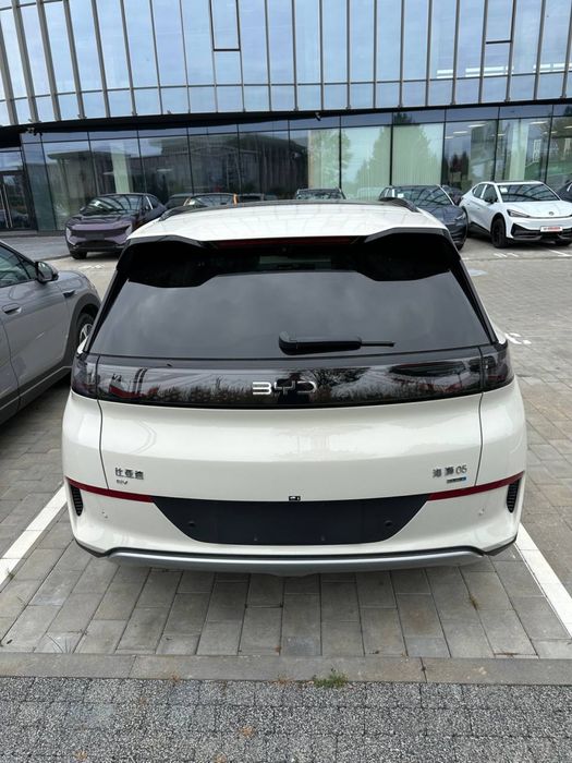 Byd sealion 05 EV