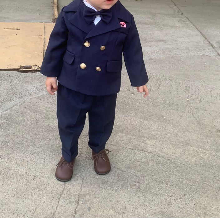 Costum mărimea 9-12 luni