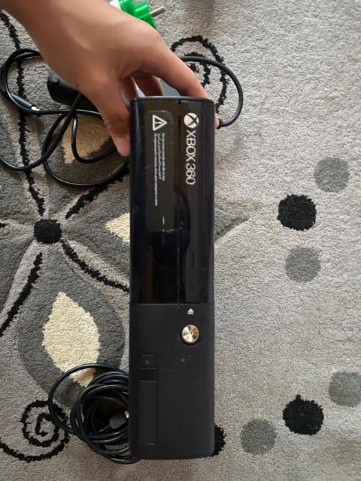 Продаеться х boxs 360