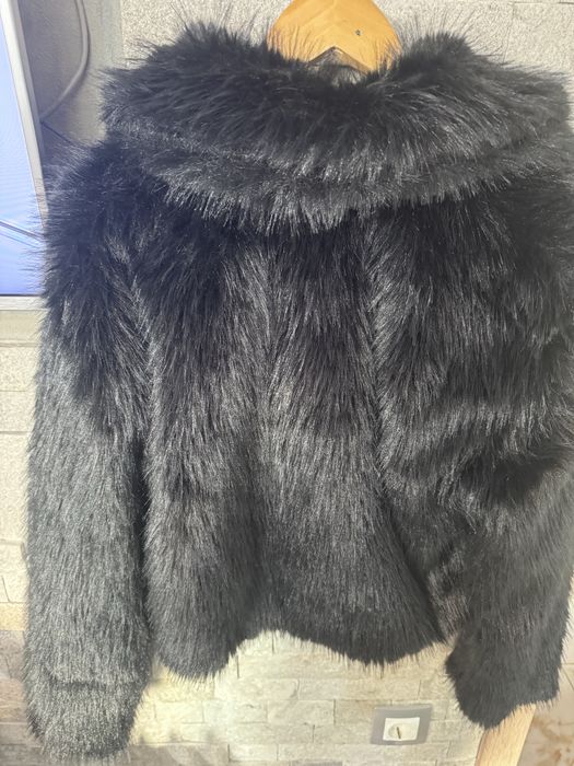 Палто с косъм размер M