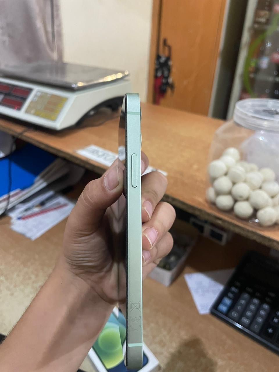 Iphone 12 caтылады