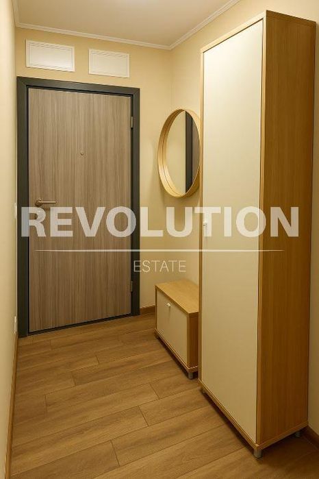 Дава се под наем Тристаен апартамент в Варна, Младост 2 - 90 кв.м за 600 € - Снимка #6