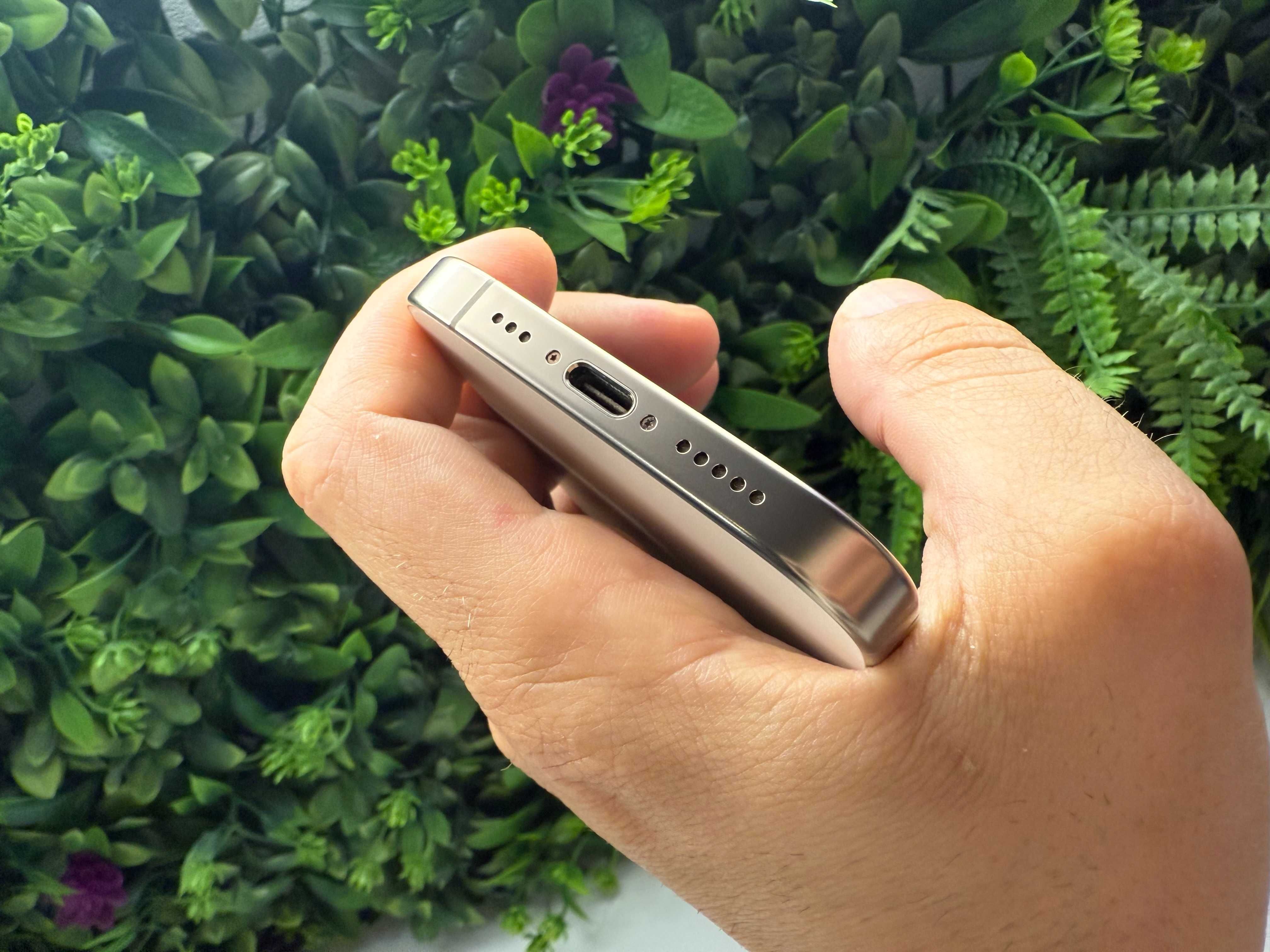 iPhone 16 Pro 128GB 1г Гаранция