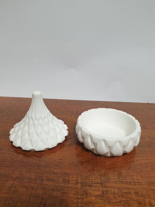 Obiecte decorative rasina hand made