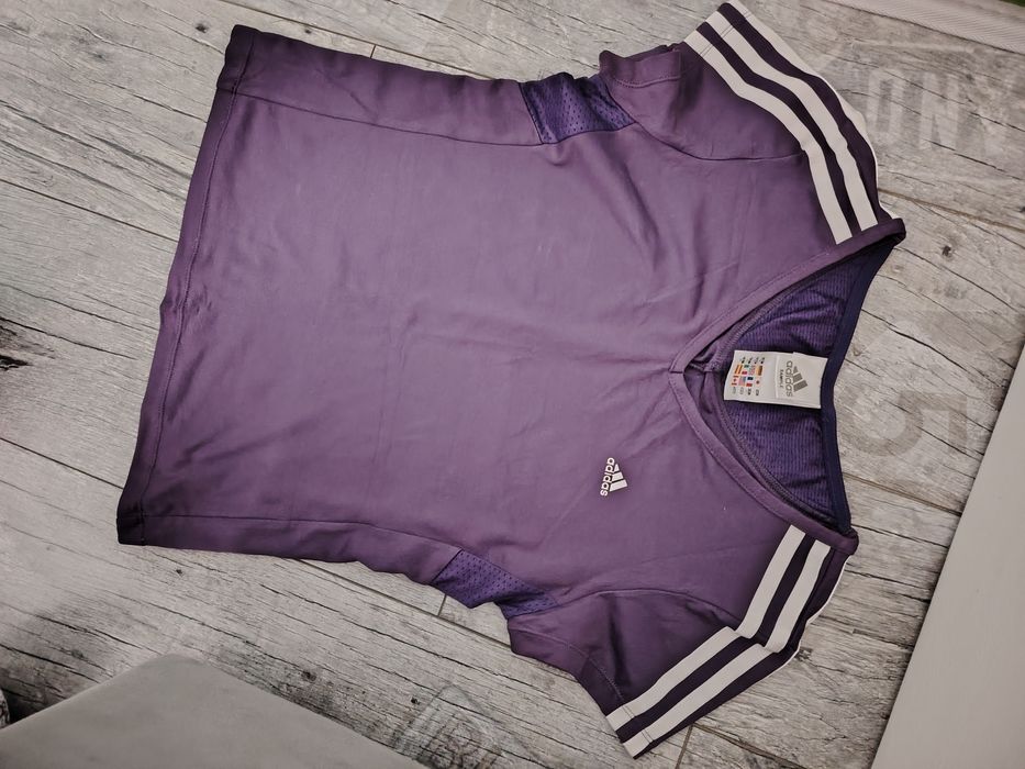 Лилава спортна тениска Adidas