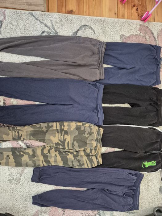 Блузи и панталони за момче.Рр 122-128