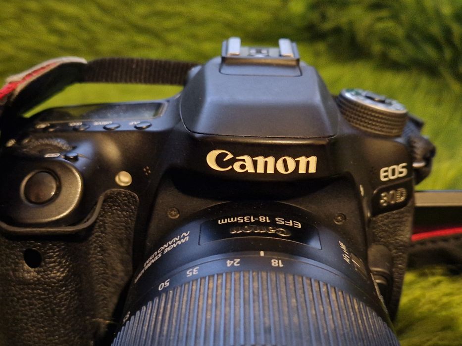Canon 80d с обектив 18-135 is usm