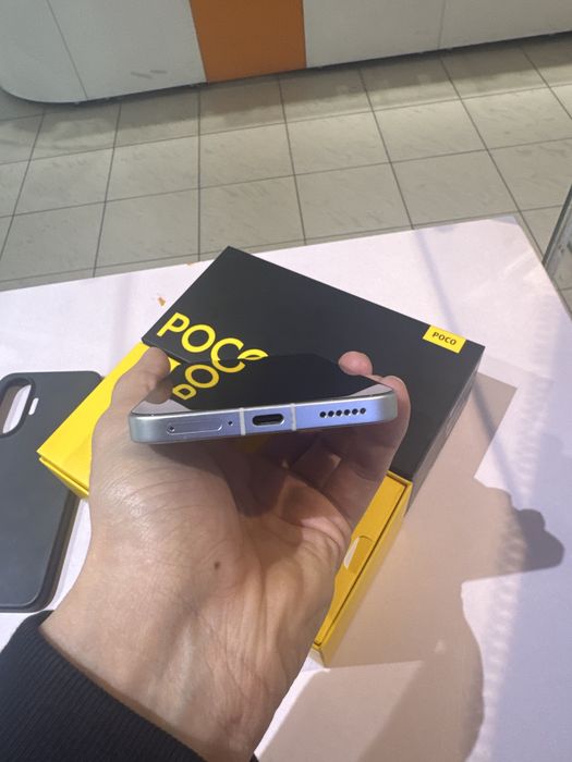 Поко ф7 Poco F7