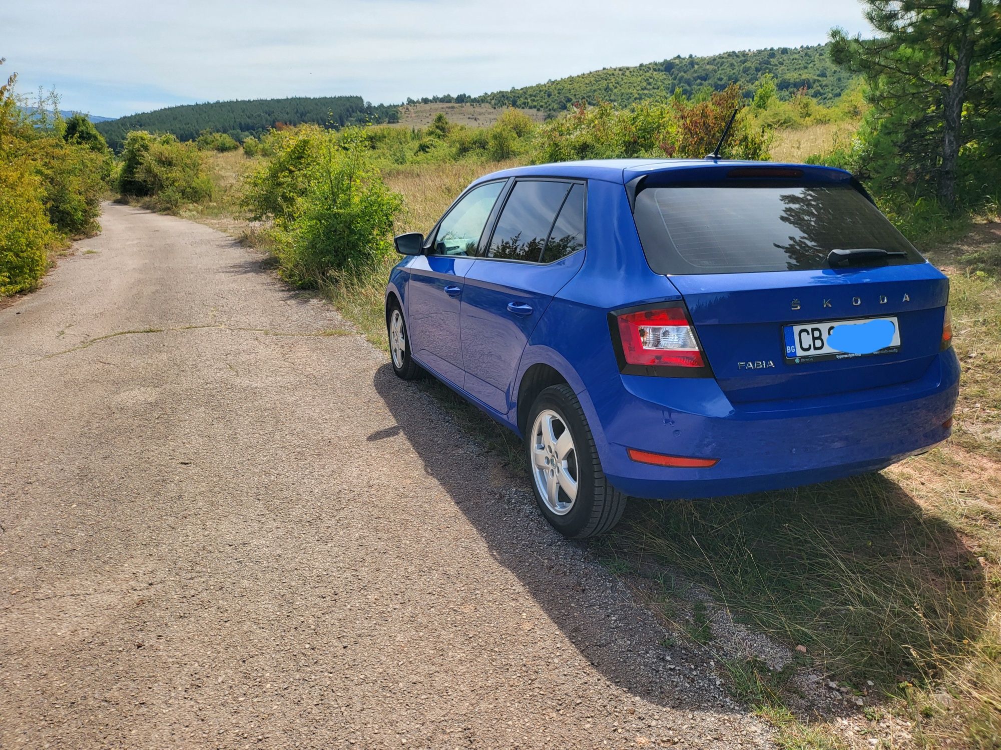 Шкода фабия facelift 1.0 mpi 86000km.