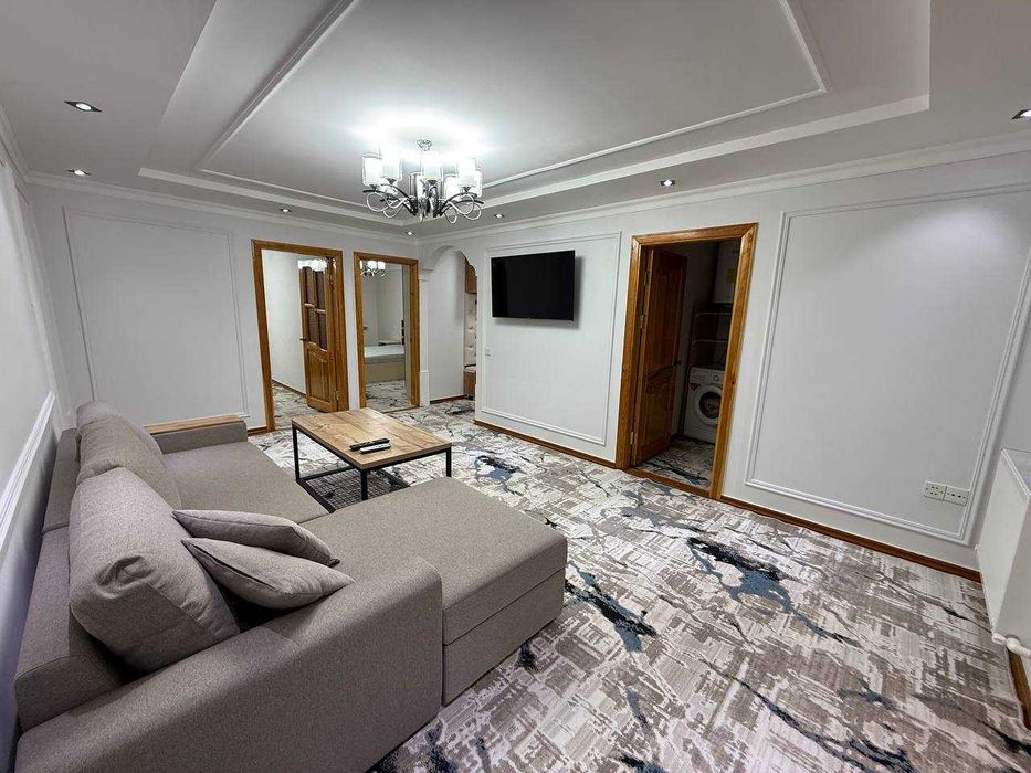 Срочно Самарканд марказида 2  этажда 3 хонали квартира сотилади