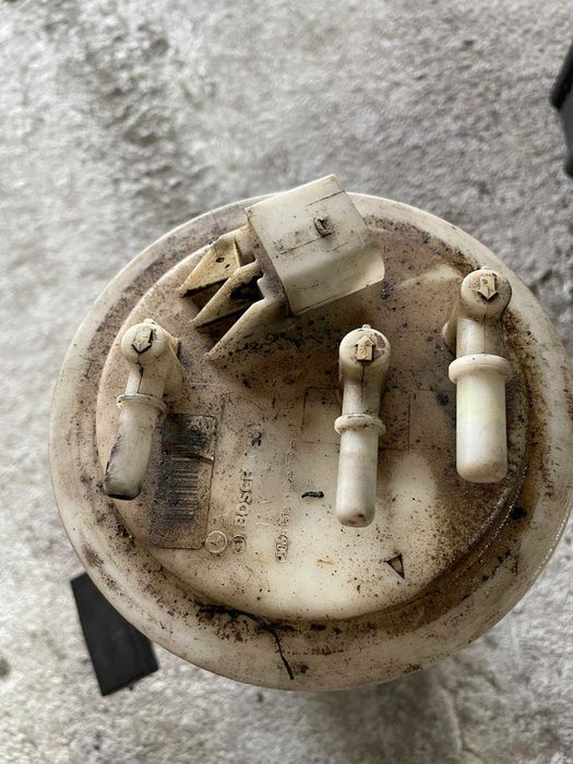 Помпа резервоар Mercedes Vito 639