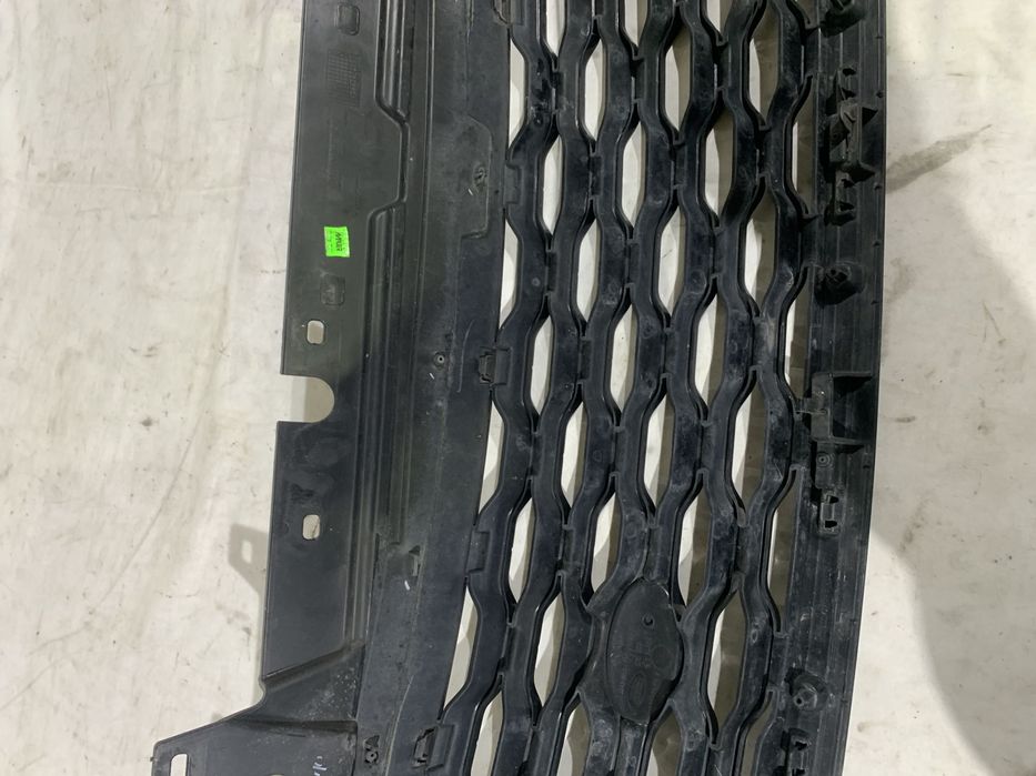 Grila radiator Range Rover Velar L560, 2018, 2019, 2020, 2021, 2022, cod origine OE J8A2-8200-BE.