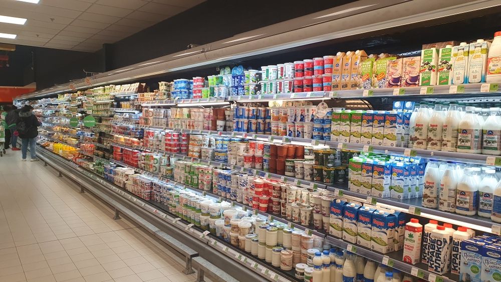 Крайстенни хладилни витрини Costan Italy