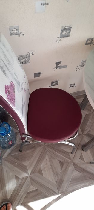Masă de bucătărie