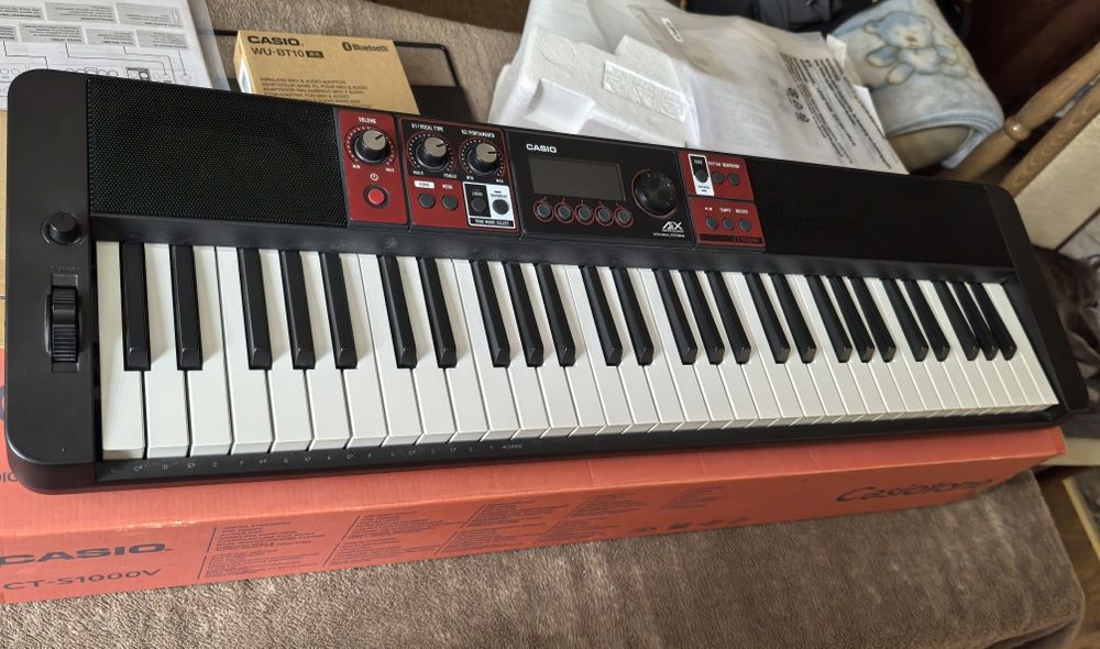 Синтезатор Casio CT-1000V
