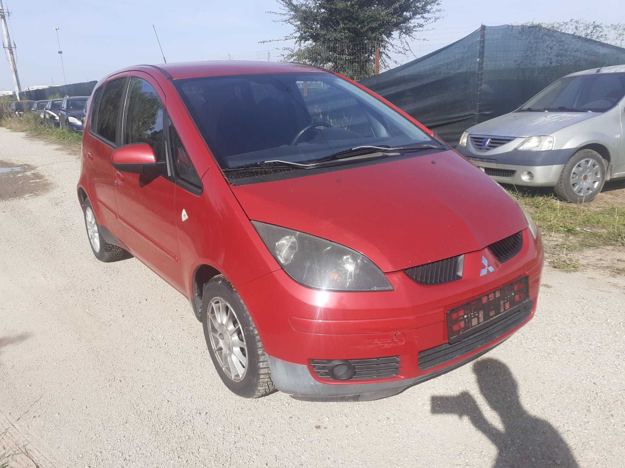 Geam dreapta fata Mitsubishi Colt