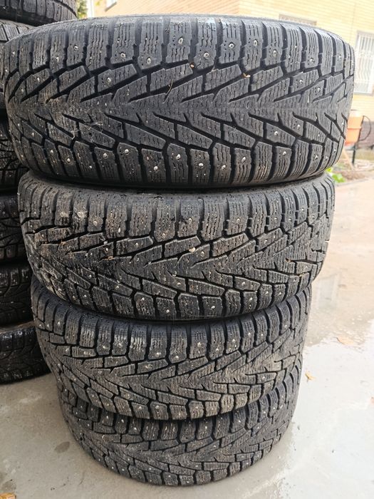 Nokian 225 60 r17