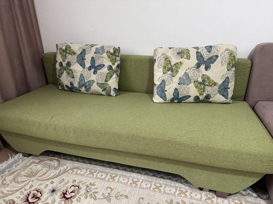 Диван в хорошем состоянии. 25000 тг