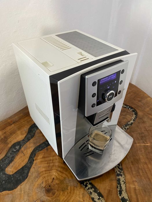 expresor / espressor cafea delonghi perfecta