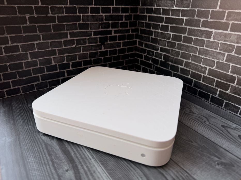 Модем Apple Airport Extreme 2