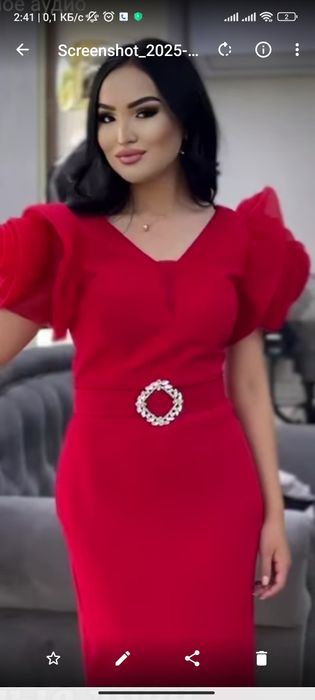 Продаю платья вечерние