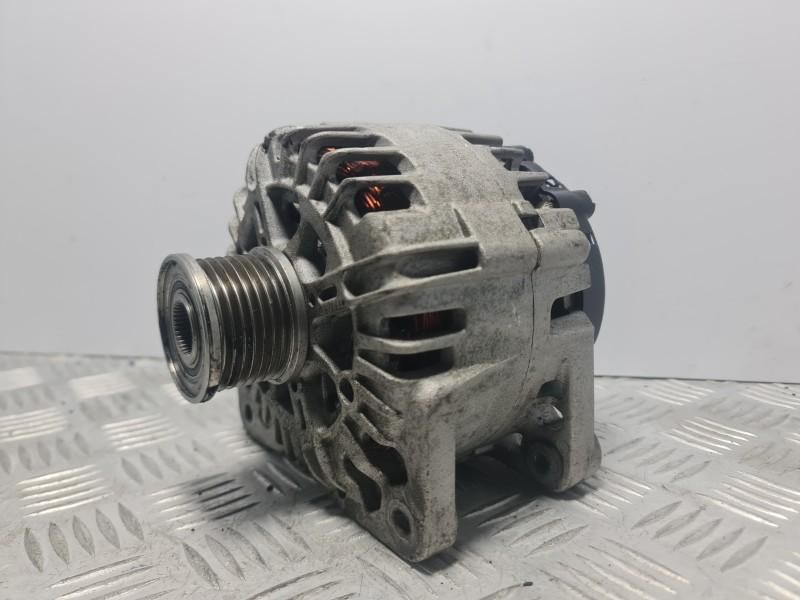 Alternator Nissan Primastar 2.0 dCi M9R