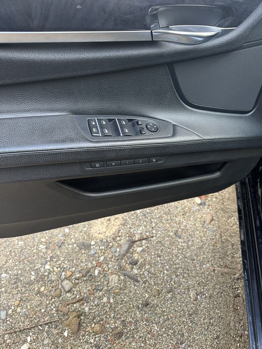 Vand Bmw 740d km reali euro 5