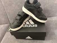 Маратонки adidas