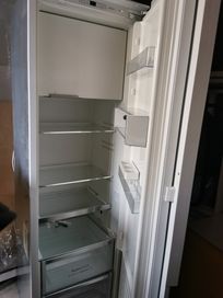 Хладилник за вграждане Bosch