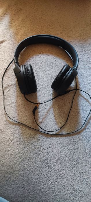 Vand casti JBL cu fir