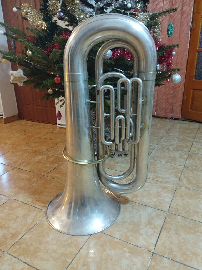 Tuba yamaha 201 m (sibemol)