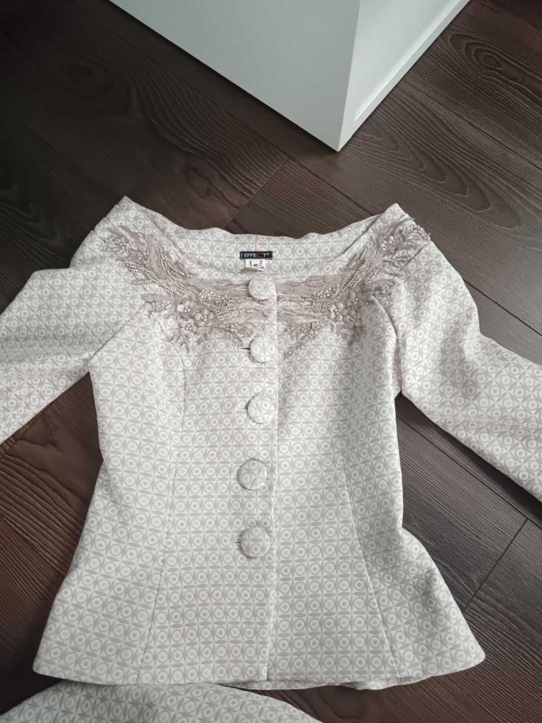 Costum de ocazie