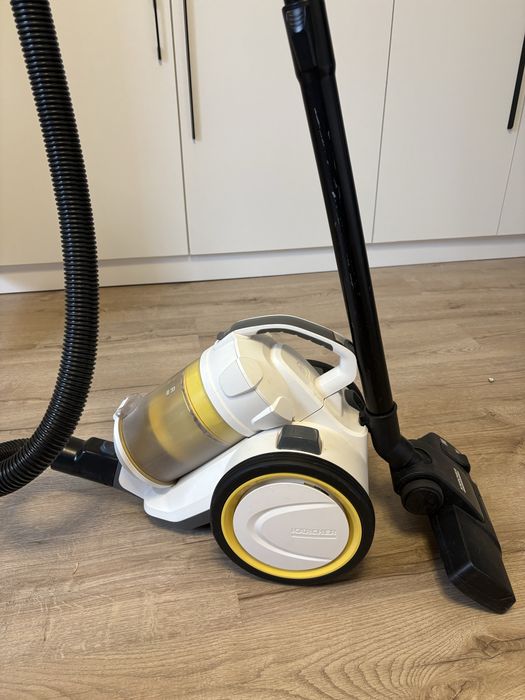 Продам пылесос Karcher