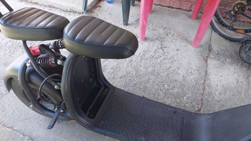 Scuter electric chopper 1500w 12Ah