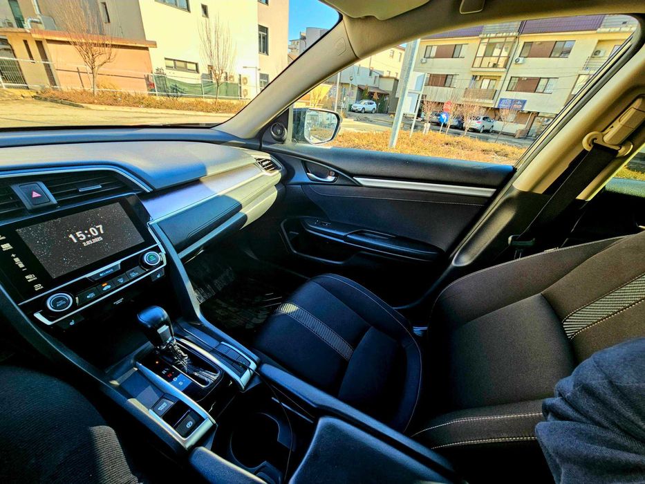 Honda CIVIC 4D 1.5T Elegance