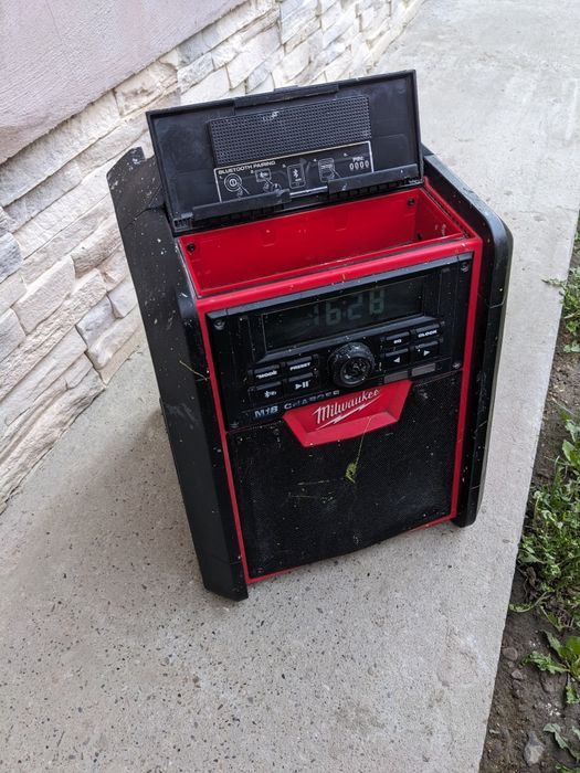 Boxă Milwaukee M18 FUEL Bluetooth cu acumulator