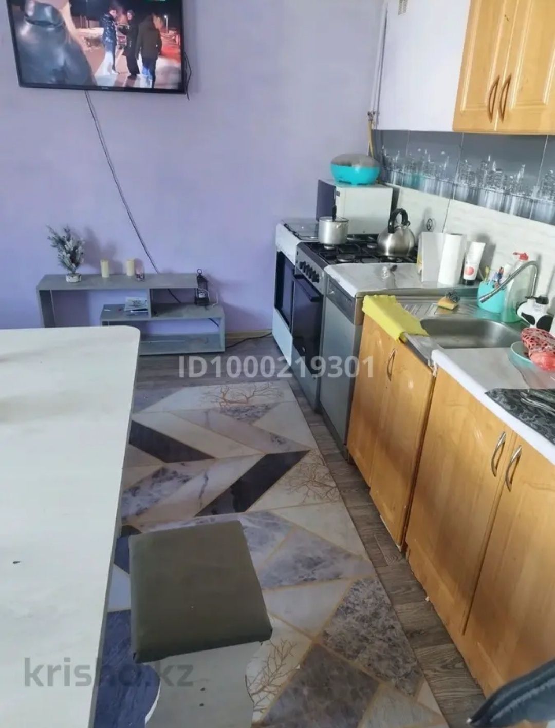 Продается дом с большим участком