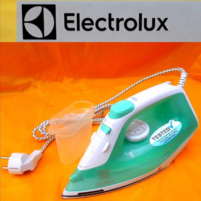 Fier pentru calcat ELECTROLUX 2200 W NOU - 120 Lei