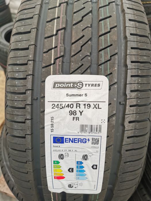 Vand anvelope de vara 245/40x19 marca Points