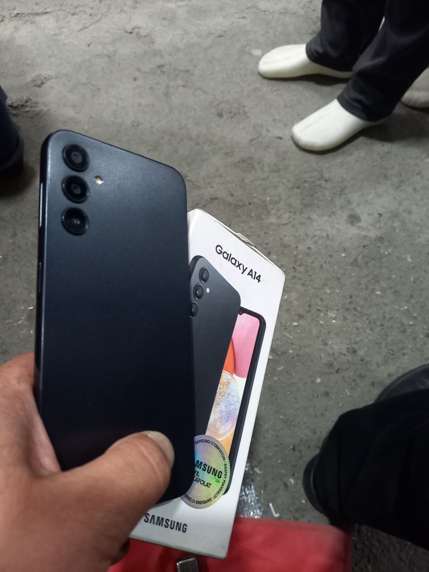 A14 samsung ideal holati yangi tiniq 64GB hotira usta ko'rmagan radnoy