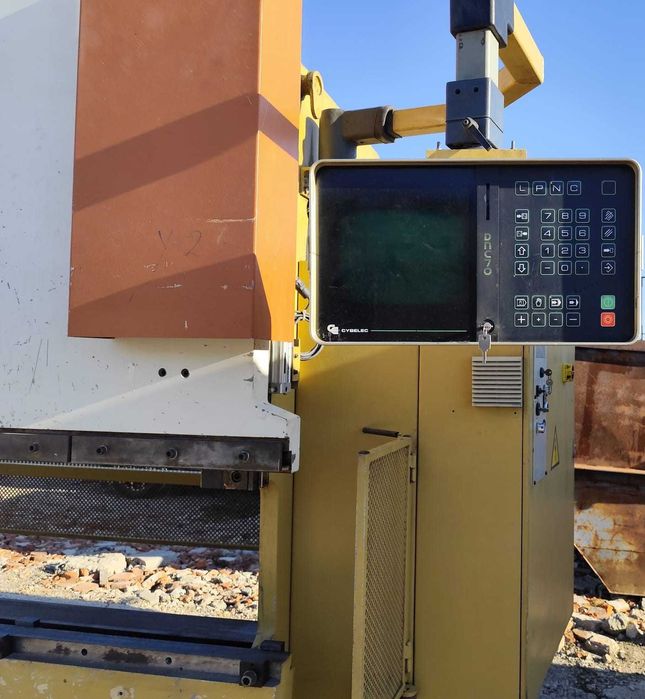 Vand abkant CNC Beyeler 150t, 4m