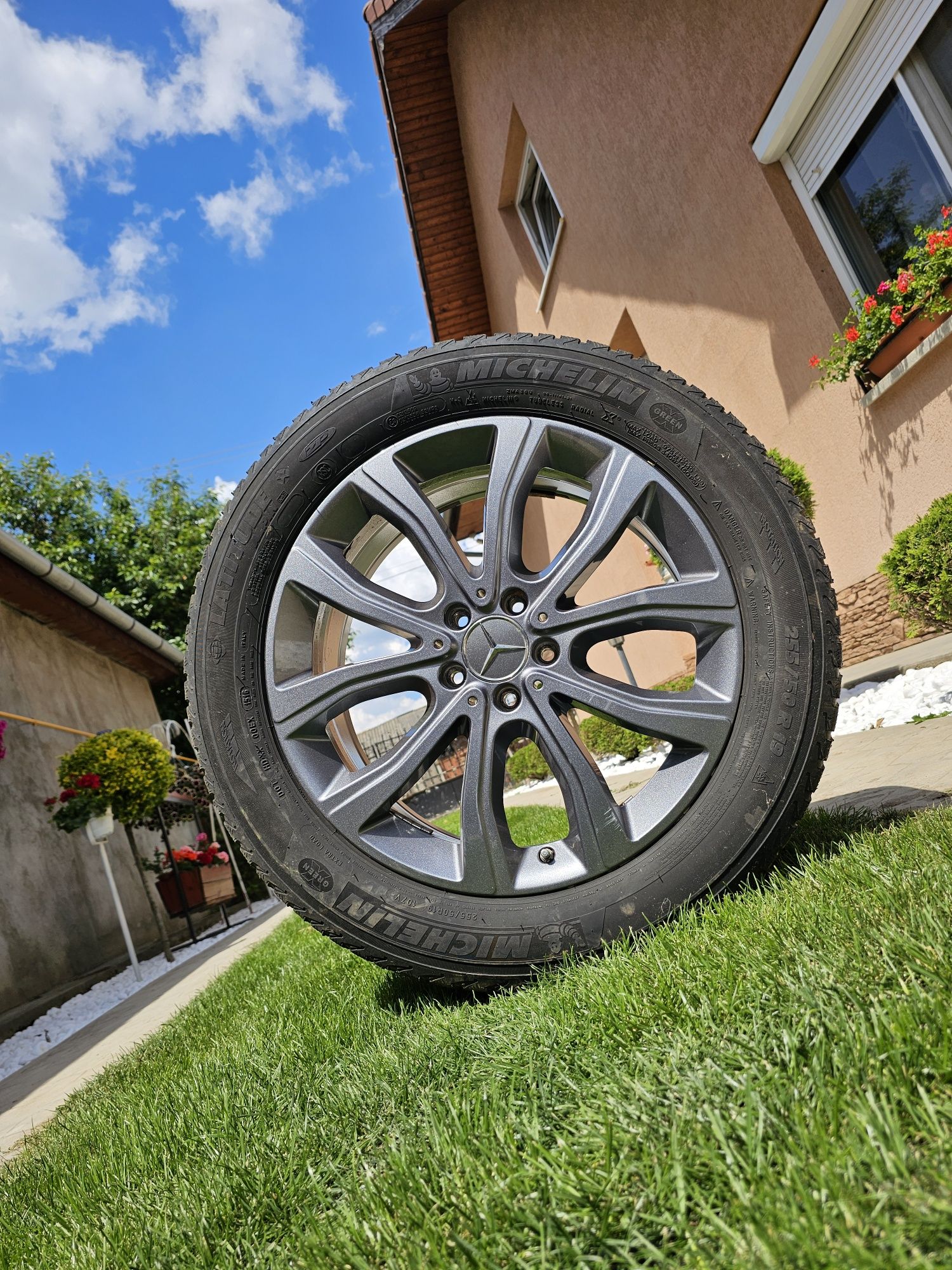 Jante cu Anvelopa Mercedes-Benz 255/50R19