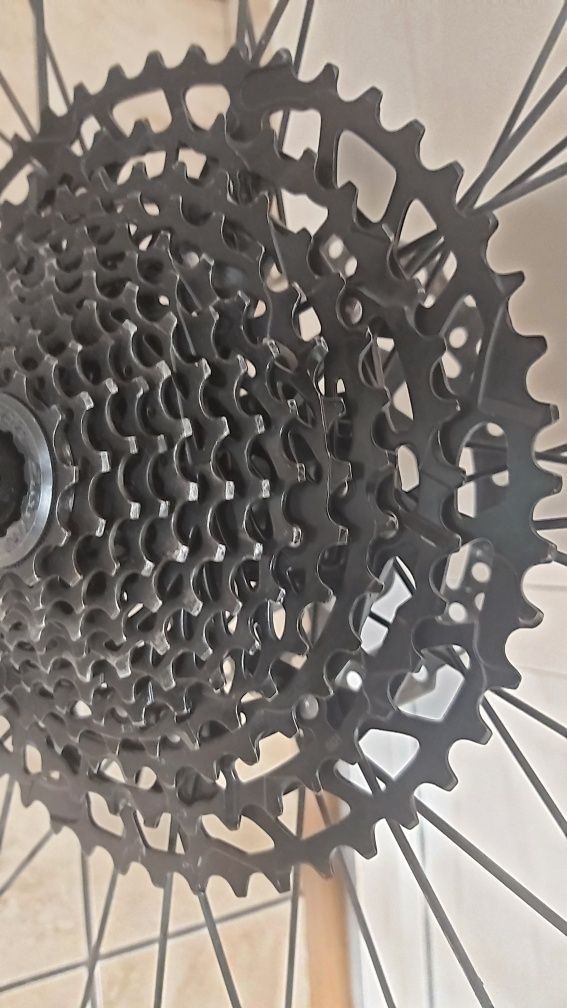 Roti 29 pinion 12 v
