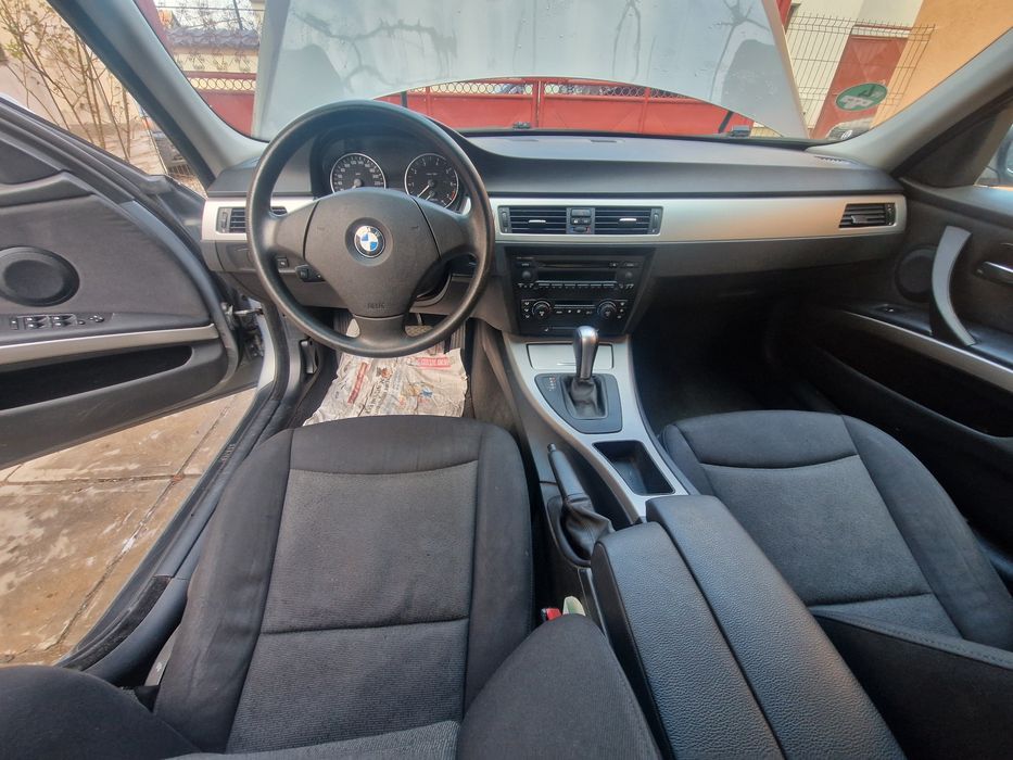 Bmw e90 320i automat