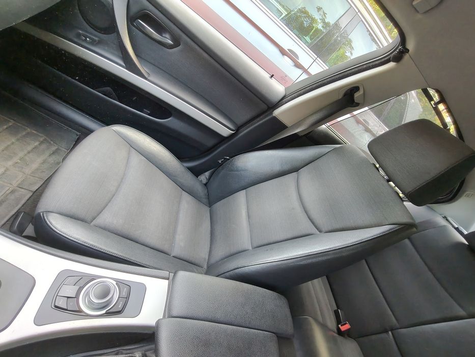 Vând BMW seria 3 E90 Automat