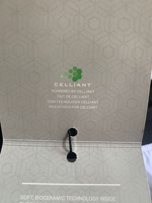 Under Armour • USA