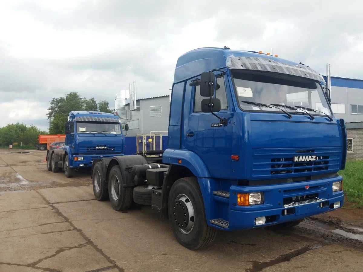 Седельный тягач КАМАЗ 6460