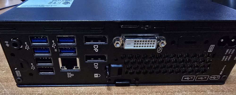 Mini Pc Fujitsu Esprimo model Q958 I5 gen9 16 giga 480ssd